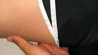 my best friend's wife cheats while he's at work... fill me with cum! 😏💦