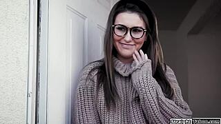 hey cutie i wanna lick finger your virgin pussy and take it now 😈👅💦