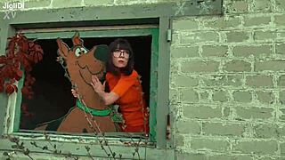 hey scooby i solved the mystery now fuck me velma style 😏🔍