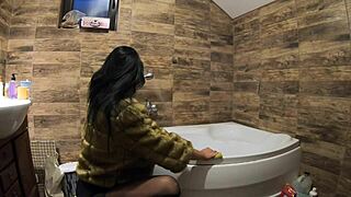 milfycalla soaks bathtub peeing in fur coat pantyhose wanna watch?