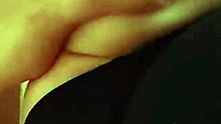 pregnant mature flashes her huge natural tits in homemade exhibition