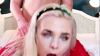 Bi bodybuilder guy pops virgin asshole first time on cam