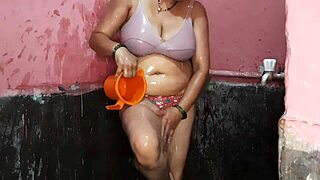 Indian wife bares clean pussy and big boobs