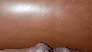 Gretala's huge pregnant belly and natural tits fully exposed 😍🤰🍈