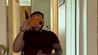 facetime my muscular body while i stroke monster cock for you