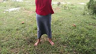 big ass stepmom fingers jungle pussy then hotel pounding awaits?