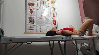 ginecologista fingers tight cu then barebacks juicy paciente pussy and ass rough