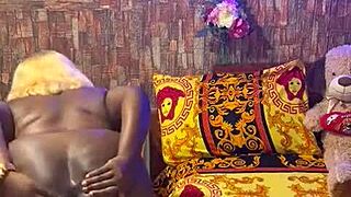 shaved lesbian pussies grind hairless in sundaydogood614 update
