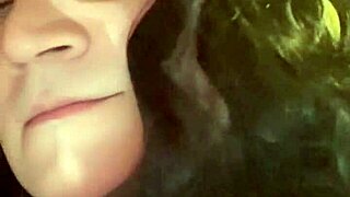 getting ready to go out... jencakes lookin fierce 💄👗🔥