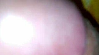 i finger my mommy's pussy quickie in bed