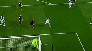 Real Sociedad 1x6 Barcelona Goles Y Acción Intensa