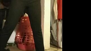 i oil my curves feelin slutty n wet... rip clothes off now