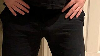 Chubbykaot pees and cums wild on gym sink