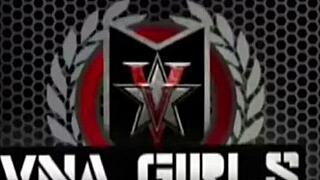 sara jay crams huge toy in her milf pussy