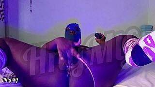 milf vibes wet pussy solo home?? premium full vid!