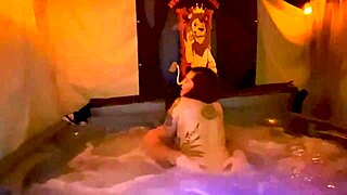 quick creampie fuck in hot tub with santana red!! 🔥🛁💦