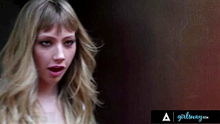 Thirsty Housewife Fucks Delivery Girl Riley Reid's Hairy Pussy Everywhere