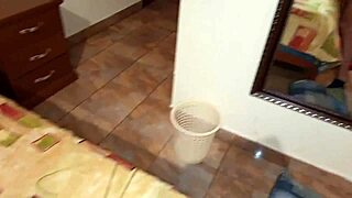 mi madura cristiana se escapa de iglesia por leche todo el dia