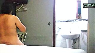 Hotel maid accepts cash for quickie fingering fucking riding in room