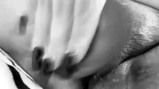 phat juicy bbw pussy from spain squirts everywhere, you seeing this?