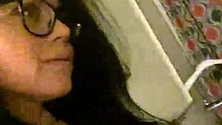 wanna see my hotel room and bathroom selfies?