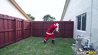 boyfriend in santa costume surprises kylie quinn with early christmas fucking