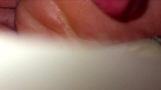 Girlfriend worships and sucks best friend's toes in fetish session