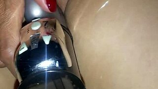 Latina milf wife masturbates her hairy pussy amateur style