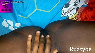 he gropes her creamy unwashed pussy in the garage first thing