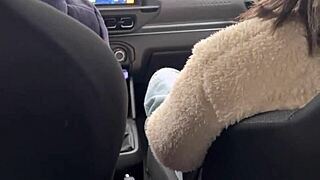  motorista chupada toda depois de mijar no cadeirante 😩💦👅