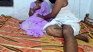 Desi Hot Wife's Bedroom Pussy Eaten in Homemade Update!