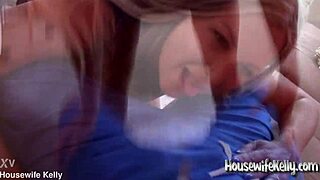 Housewife's amazing cum facial suck