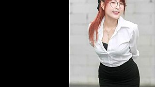 thai babe jerks off in sexy challenge pt 2