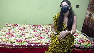 pakistani hot aunty calls lover to fuck her ass hindi audio