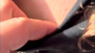 mi vecino gordo me folla el culo grande en casa calientito