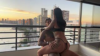 fuder gostoso no por do sol delicia cowgirl com ela tatuada e peituda