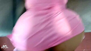 Stepmom whore loves me filming her huge ass before i fuck and lick her pussy part 2 😈🍑💦