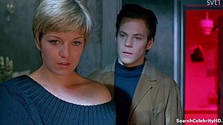 Sheryl Lee Nude Blowjob In Backbeat 1993!