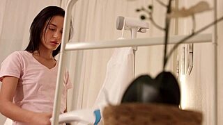 Kris The Foxx Takes Muscular BF's Anal In Bent Over Doggystyle