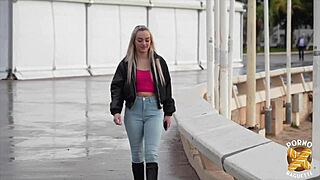 Nathalie And Luth Blondes Play With Cock