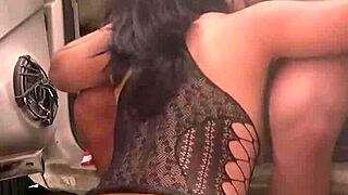 Colombian milf's huge ass fucked outdoors by lover