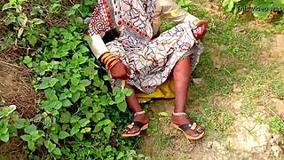 Indian Aunty Screams In Pain From Brutal Jungle Fuck!