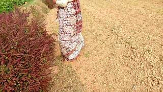 Indian Aunty Screams In Pain From Brutal Jungle Fuck!