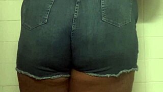 Teen sneaks bathroom pee then rips loud farts closeup