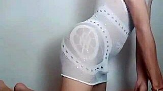 quieres que te de un masaje por todo el cuerpo?