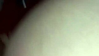 si papi dame fuerte 😍 que rico me encanta haceme squirt!! átame con tu verga al fondo de mi garganta 👅💦