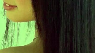 Tomomi Motozawa Fingers Shaved Pussy In Naked Interview