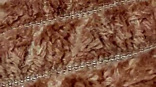 Arab Amateur Fingers Big Pussy Closeup While Screaming In Ecstasy