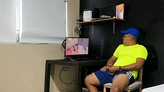 Stepmom's Big Ass Begs for Pervy Stepson Creampie!