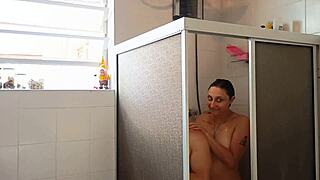 Bathroom quickie turns into hot sofa sex for cute big ass couple?